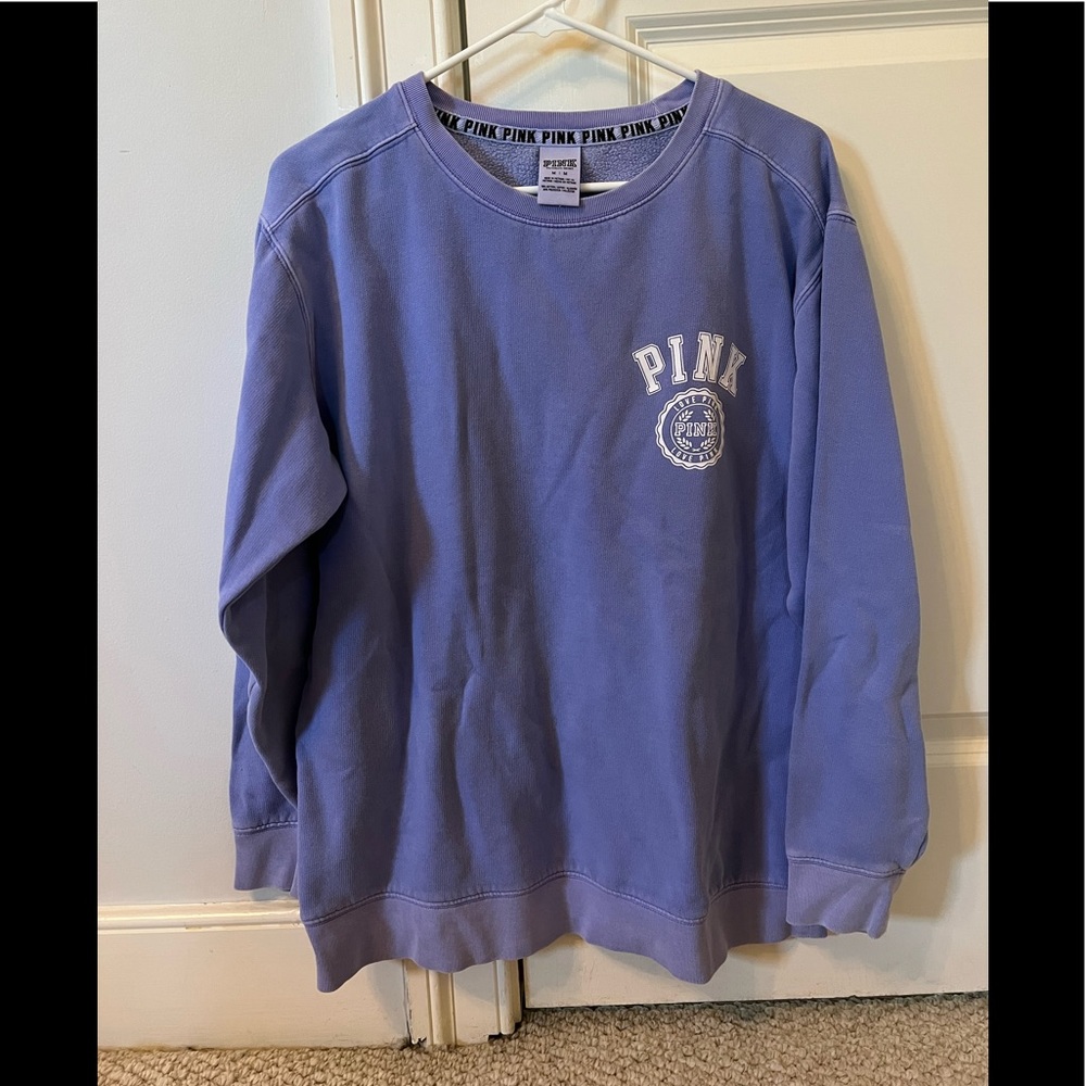comfy sweatshirt